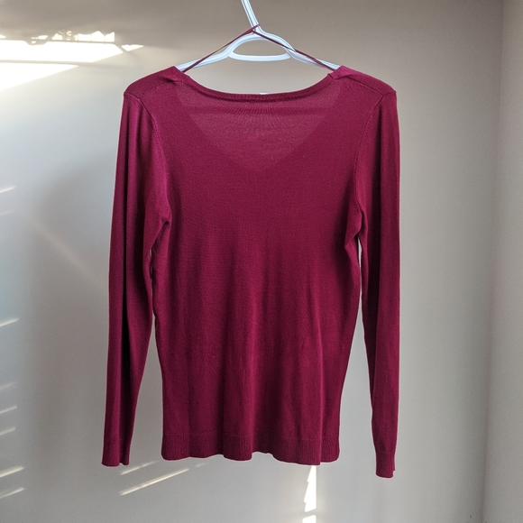 lft V-Neck Fine Knit Sweater - Picture 2 of 5